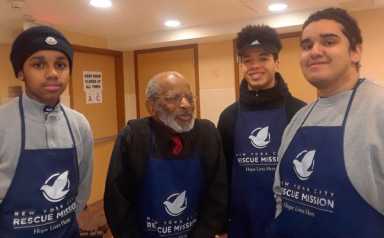 Cardinal Hayes Students At Rescue Mission