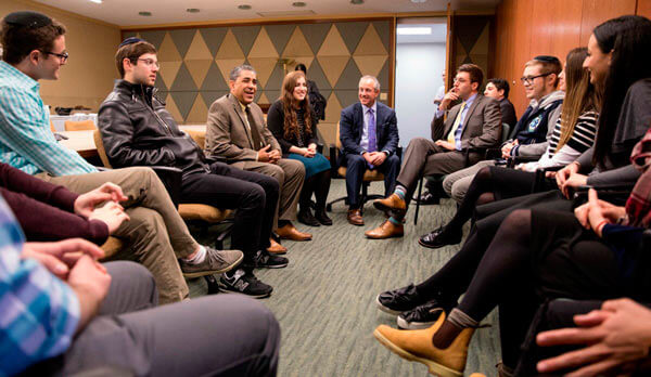 Congressman Espaillat Visits Yeshiva University