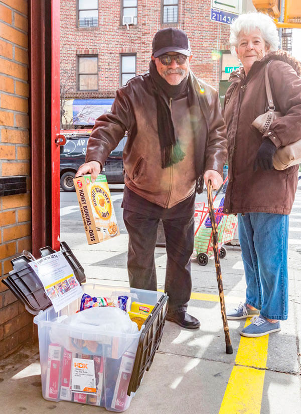 PPNA, AAOHA Hosts Food Drive|PPNA, AAOHA Hosts Food Drive