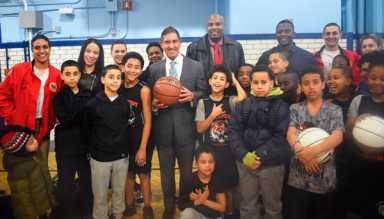 Senator Klein Visits P.S. 48 Students