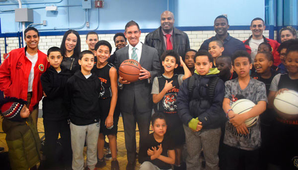 Senator Klein Visits P.S. 48 Students
