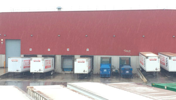 ‘Gotta go to Mo’s’ may be leaving/RE sources: warehouse purchased by Simone Development