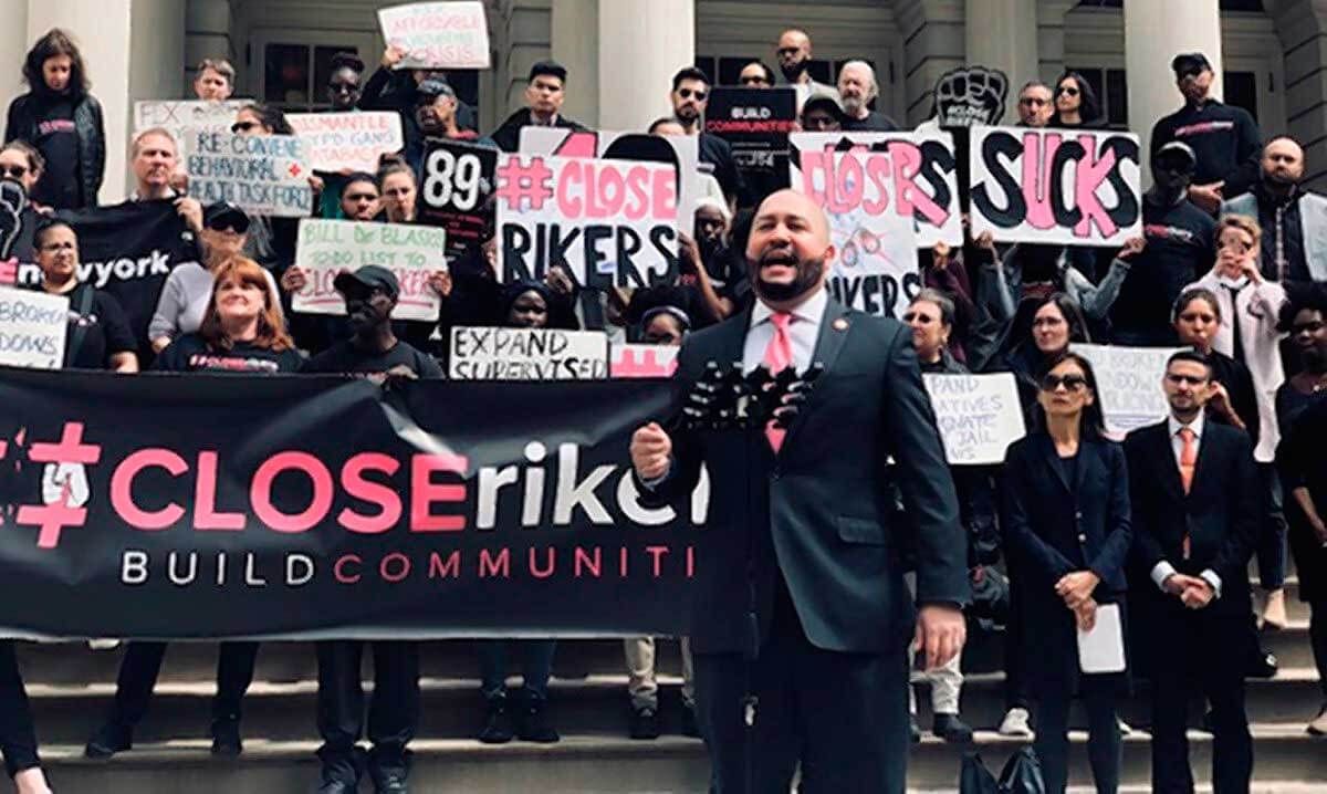 Salamanca Speaks At Close Rikers Rally