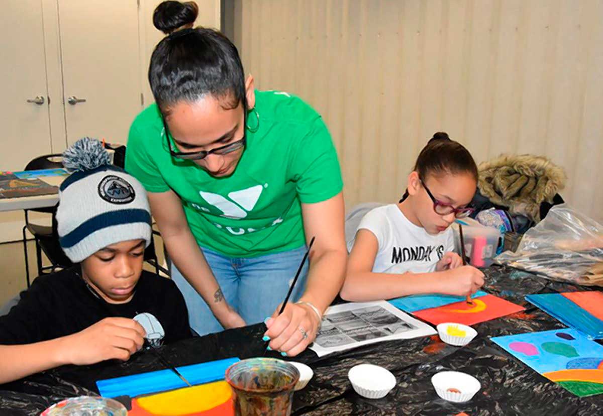 Bronx Y Hosts Healthy Kids Day Celebration|Bronx Y Hosts Healthy Kids Day Celebration|Bronx Y Hosts Healthy Kids Day Celebration
