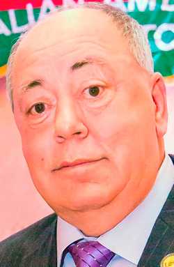 Morris Park Columbus Day Parade organizer passes baton|Morris Park Columbus Day Parade organizer passes baton