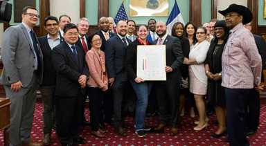 Salamanca Honors Grammy Winner