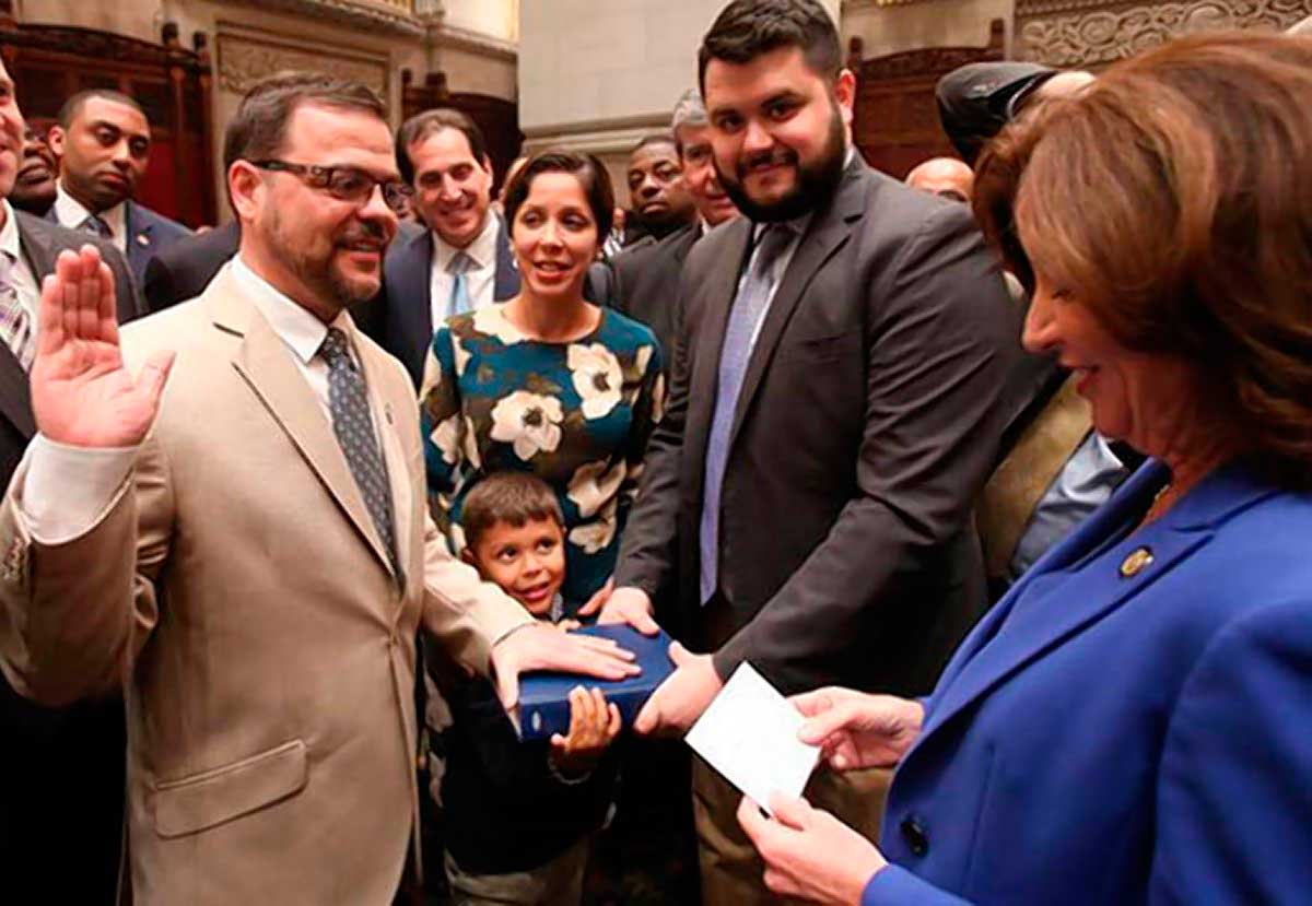 Luis Sepulveda Sworn In As Senator