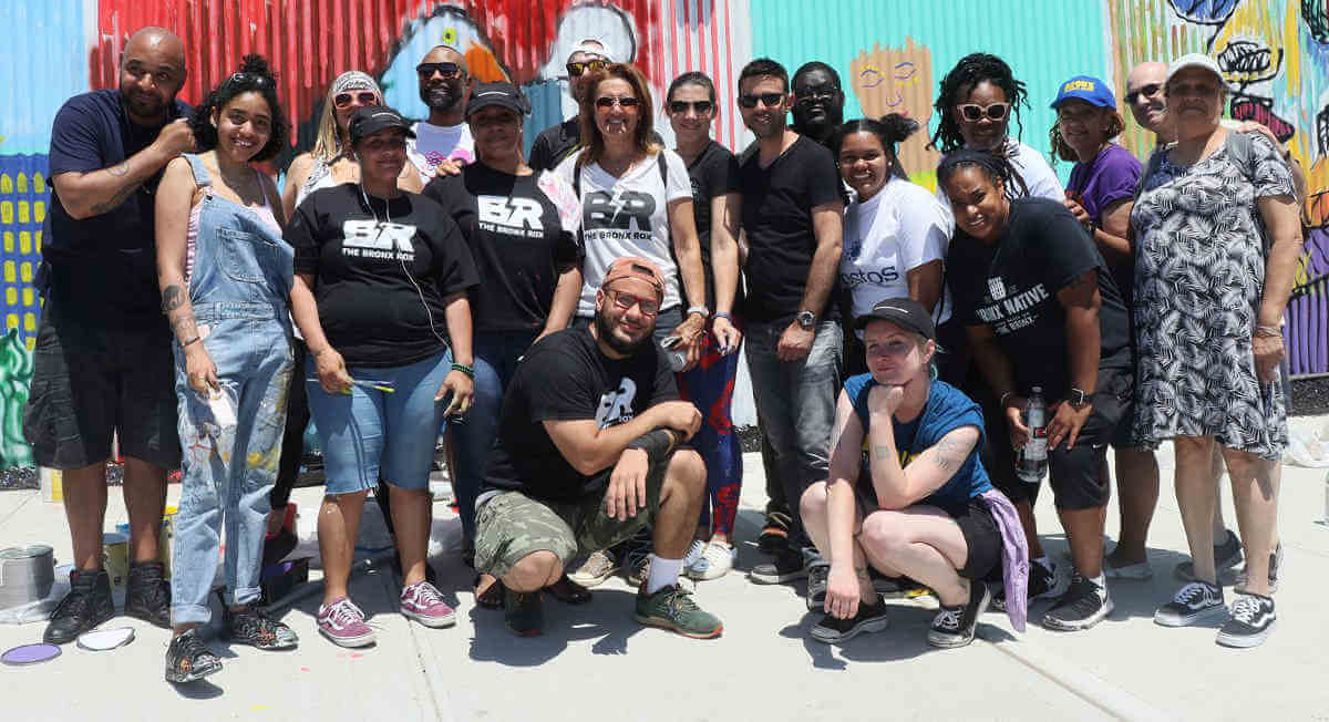 Bronx Rox Hosts ‘Paint The Wall!’|Bronx Rox Hosts ‘Paint The Wall!’|Bronx Rox Hosts ‘Paint The Wall!’