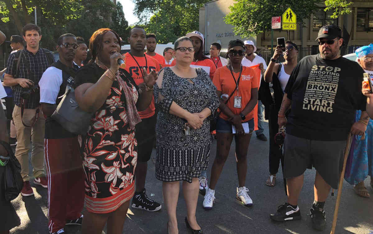 As Bronx gun violence spikes, commuties are up in arms