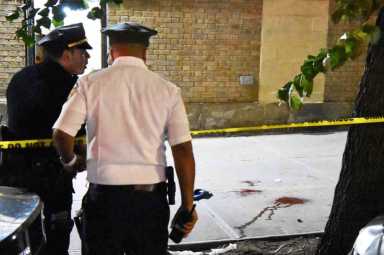 Man Shoots Self At Morris Park Ave