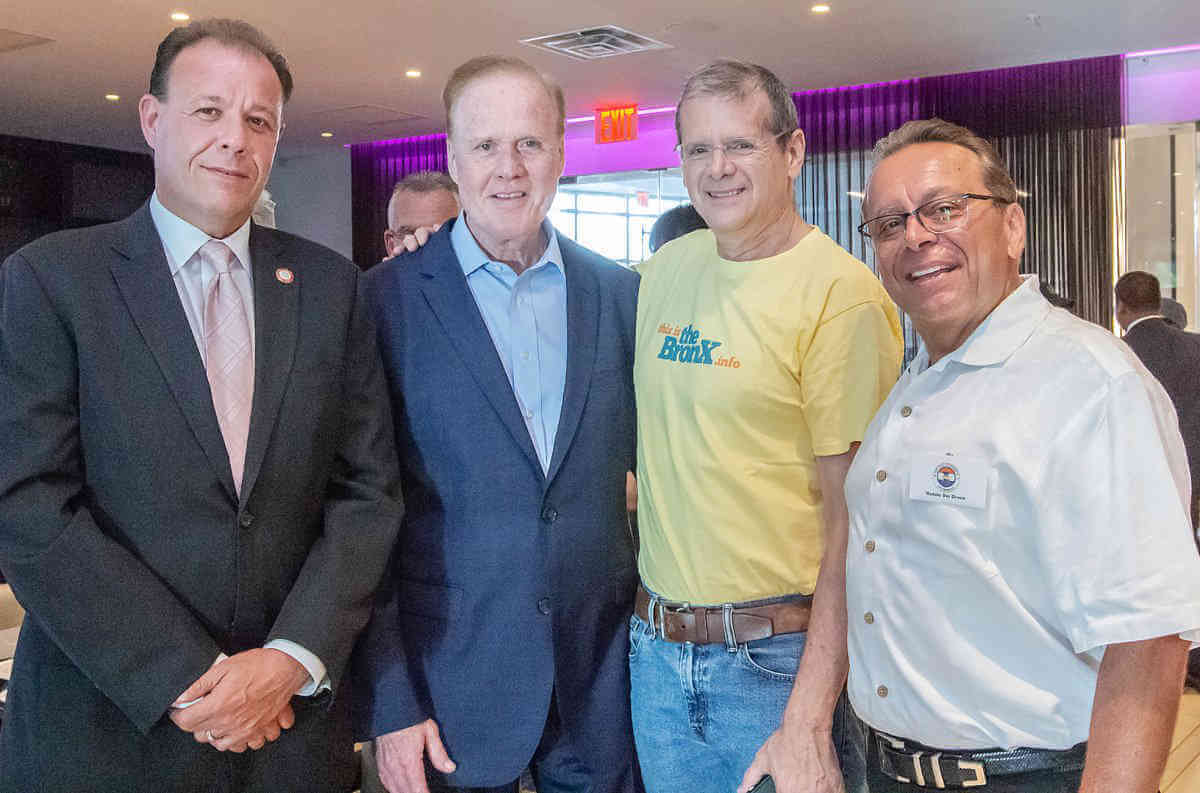 Bronx Chamber Hosts SummerFest Networking Event|Bronx Chamber Hosts SummerFest Networking Event