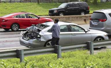 3 Vehicle Collision On Bruckner Expressway