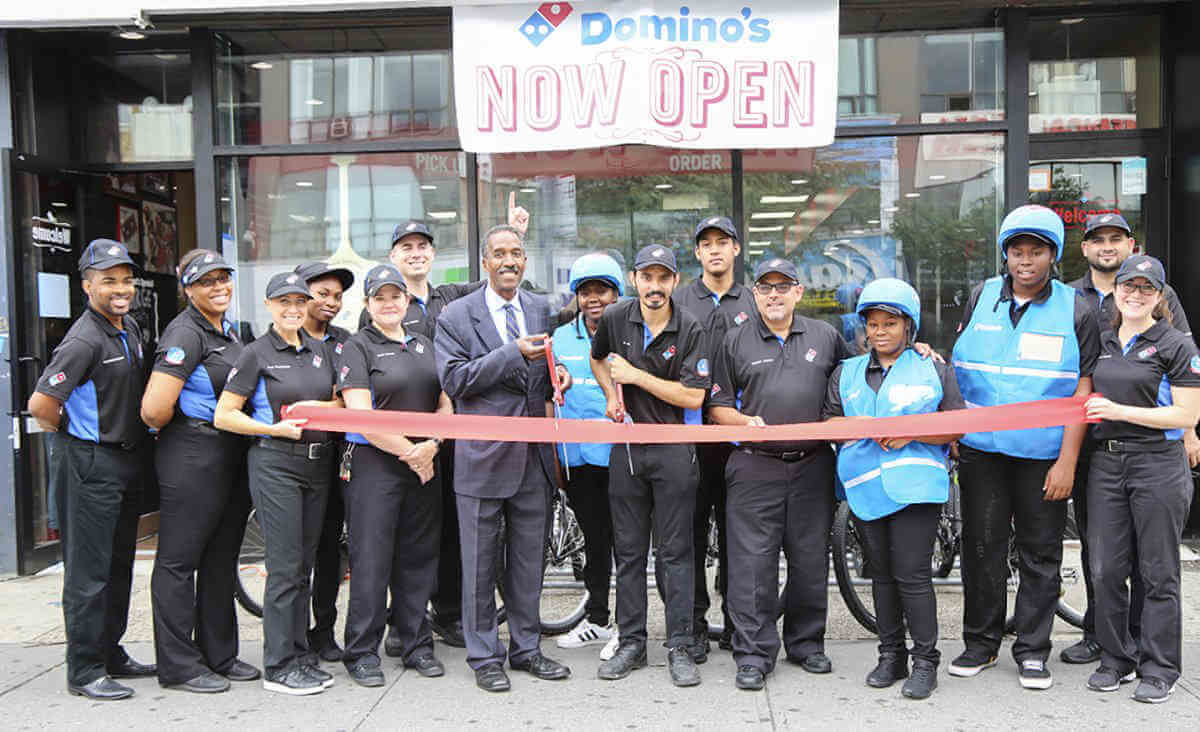 Domino’s Opens Store In Longwood