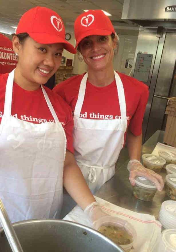 Centers Health Care Vols Feed The Needy