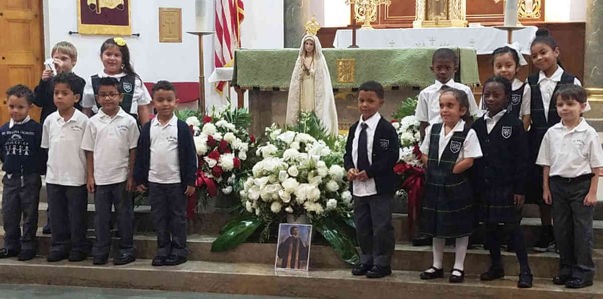Students Venerate Our Lady Of Fatima