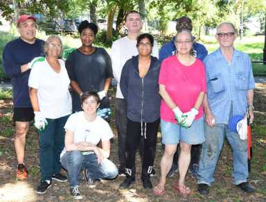 Volunteers Revitalize Washington’s Walk|Volunteers Revitalize Washington’s Walk