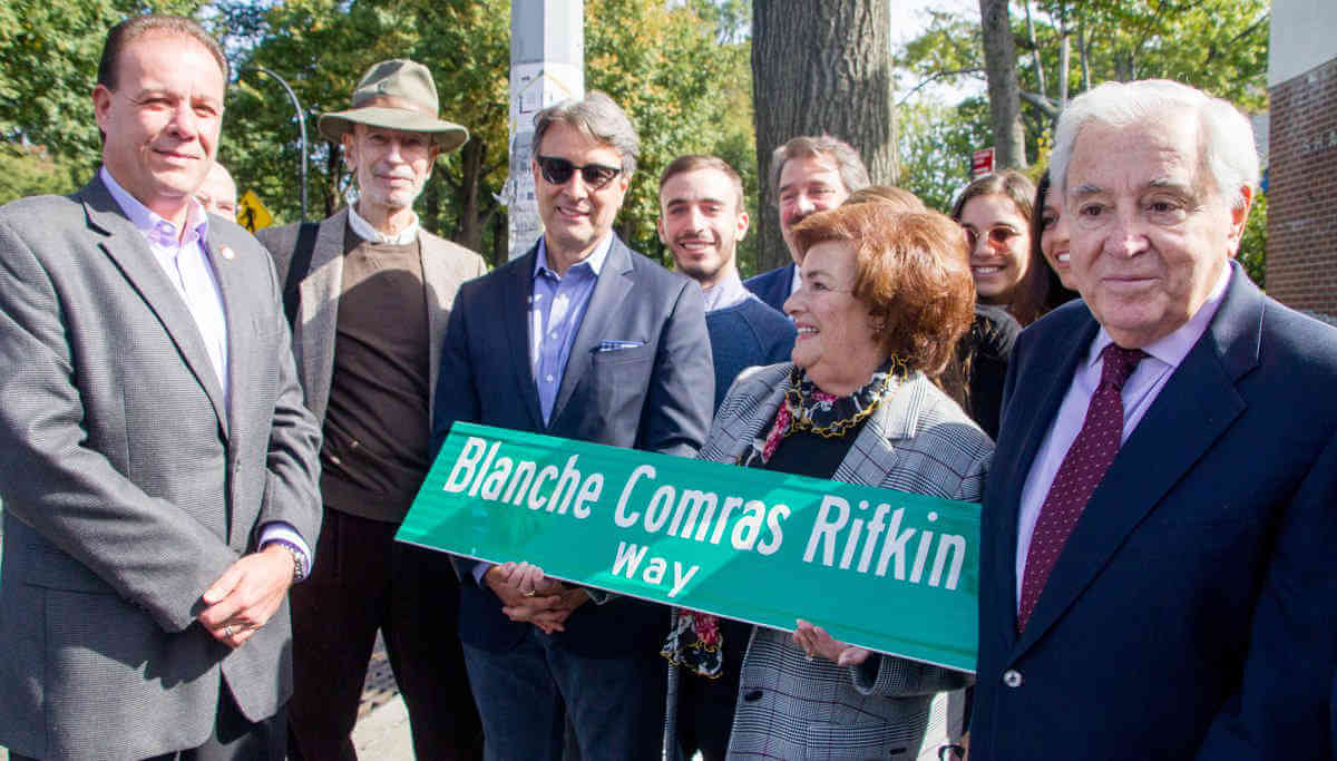 Street renamed for dedicated ‘Mrs. Pelham Parkway’|Street renamed for dedicated ‘Mrs. Pelham Parkway’