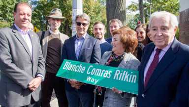 Street renamed for dedicated ‘Mrs. Pelham Parkway’|Street renamed for dedicated ‘Mrs. Pelham Parkway’