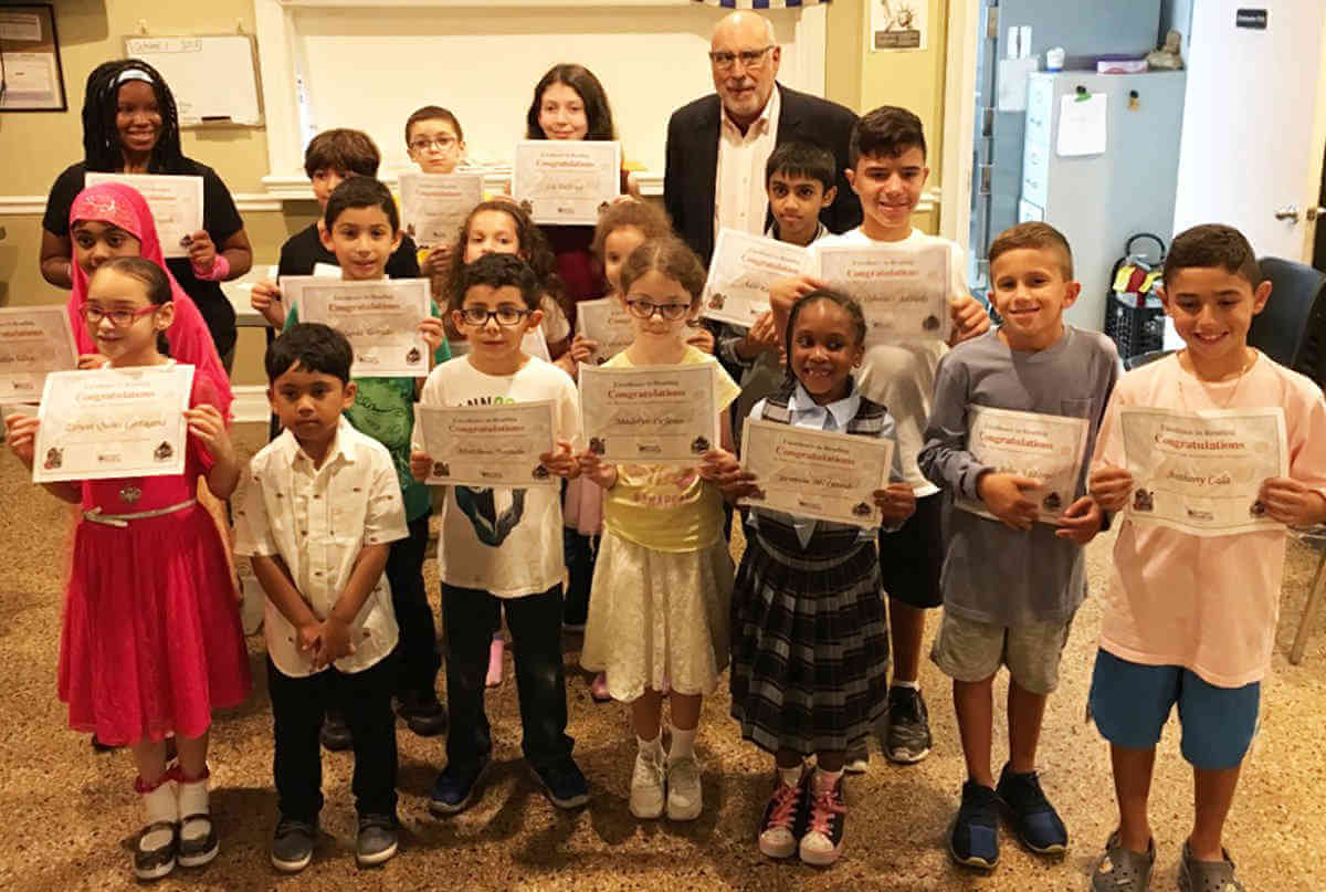 Benedetto Honors Youth Readers