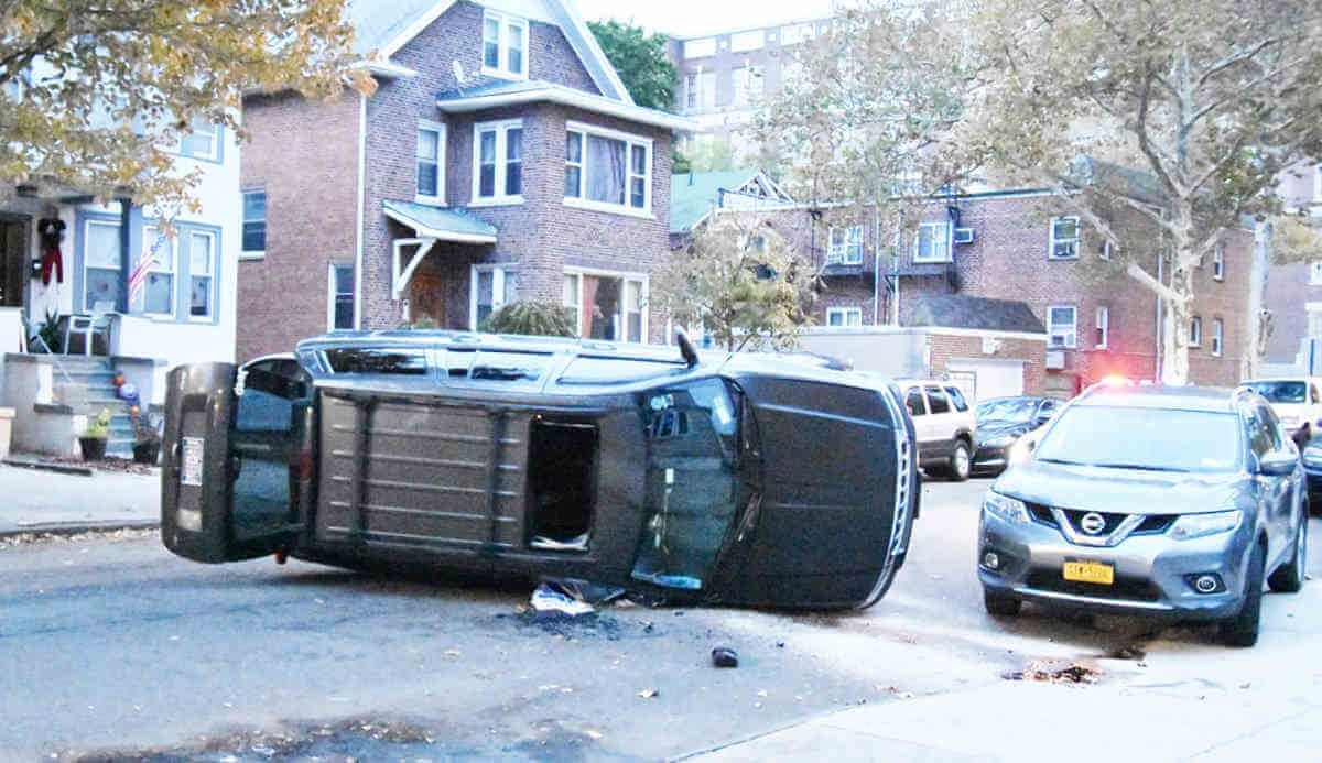 Police Investigate Overturned Jeep