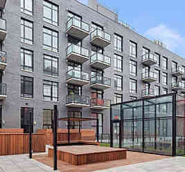 The Crescendo, 25 Bruckner Blvd., adds luxury to Mott Haven