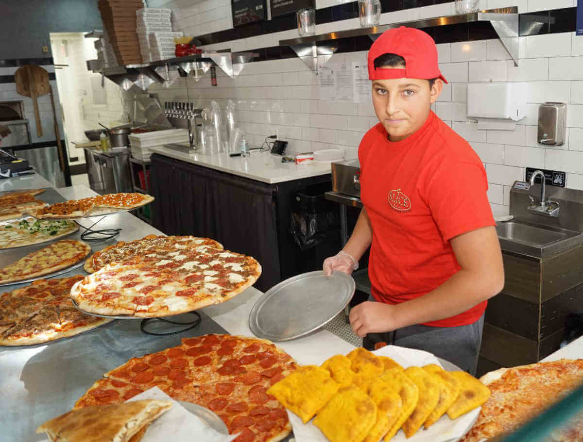 Slice & Co. Pizza Celebrates Grand Opening|Slice & Co. Pizza Celebrates Grand Opening