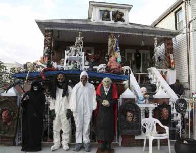 Pelham Bay Home A Real Halloween Treat