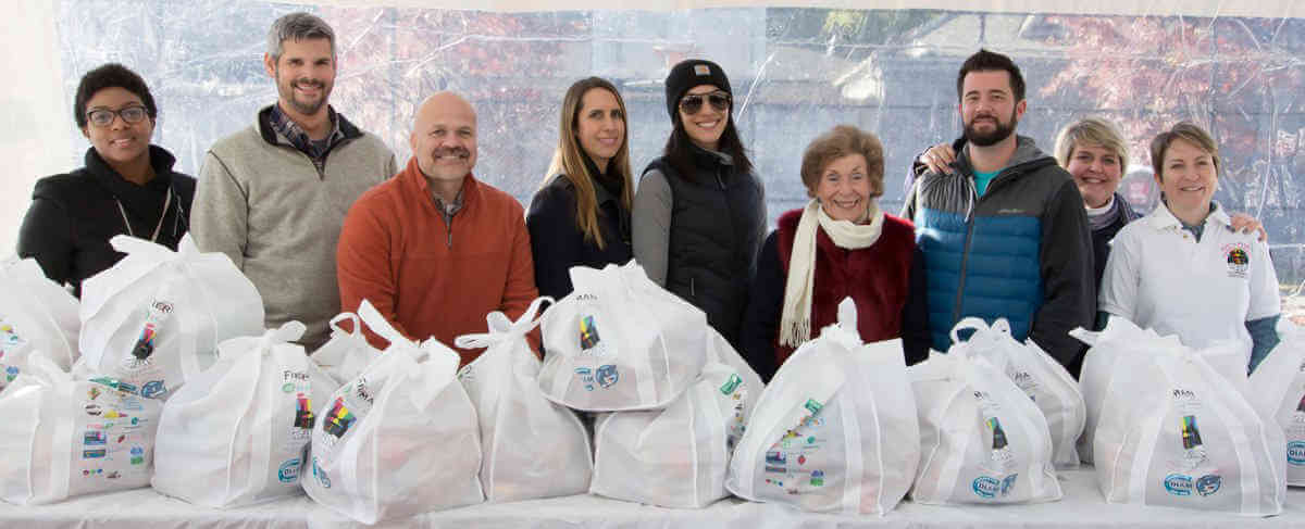 Annual Hunts Point Produce Market ‘Gives Back’, Sat. Nov. 17