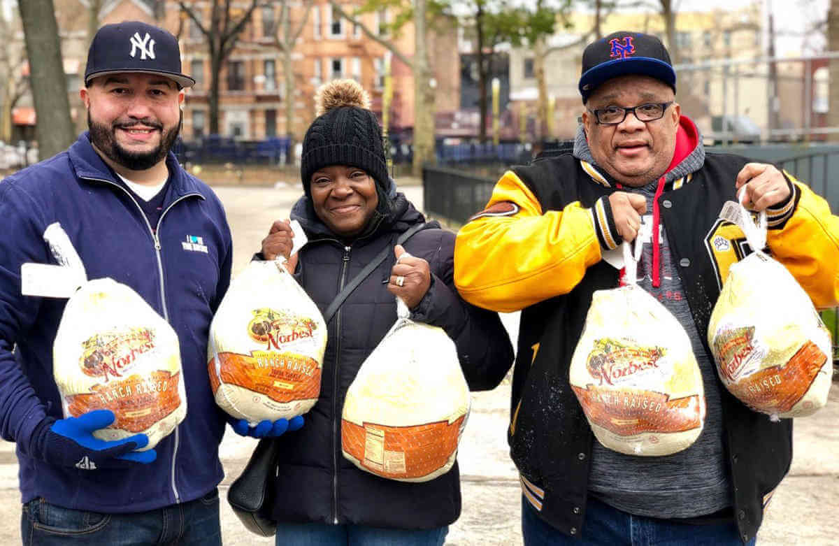 Salamanca Donates Thanksgiving Turkeys|Salamanca Donates Thanksgiving Turkeys
