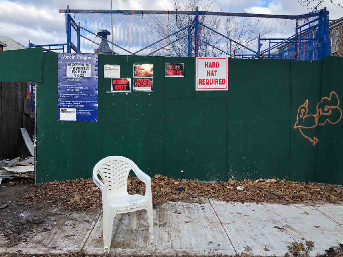 Demolition underway at troublesome Schley Ave. property