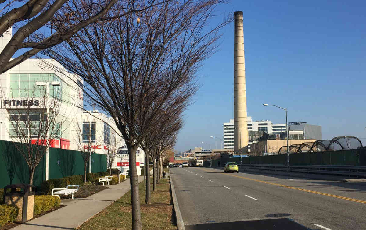 Hutch-Metro roadway study/Needs highway on-, off-ramps to relieve traffic|Hutch-Metro roadway study/Needs highway on-, off-ramps to relieve traffic