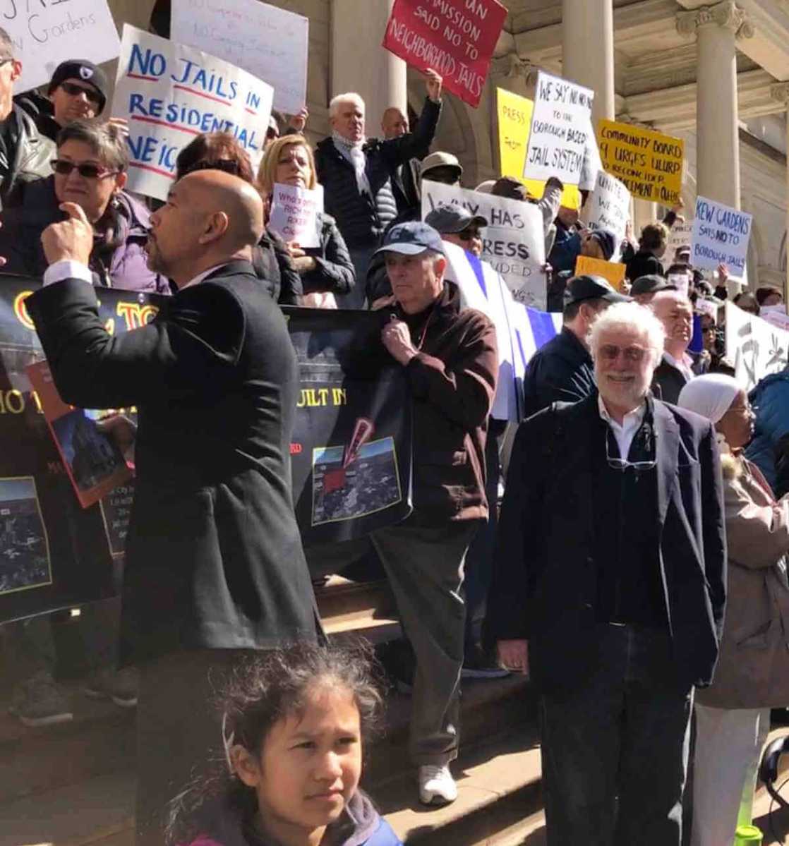 Diaz, others protests Mott Haven jail on City Hall steps