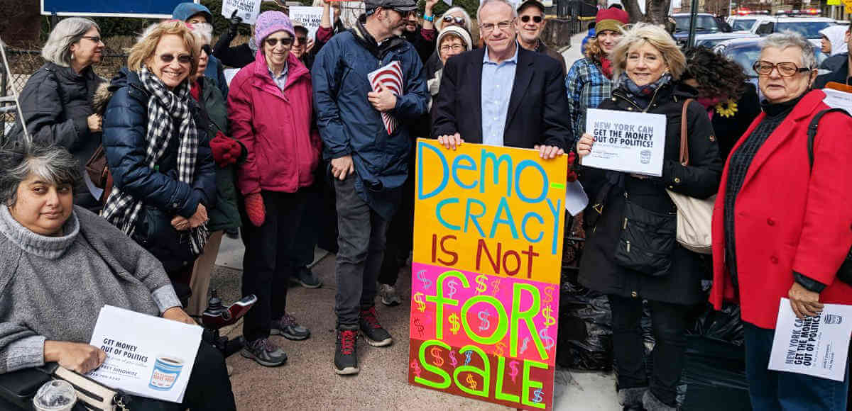 Dinowitz Rallies With Activists