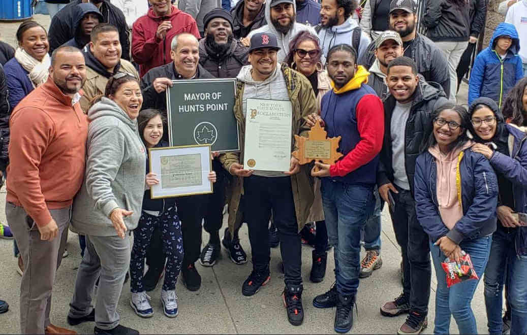 Salamanca Honors Mayor of Hunts Point