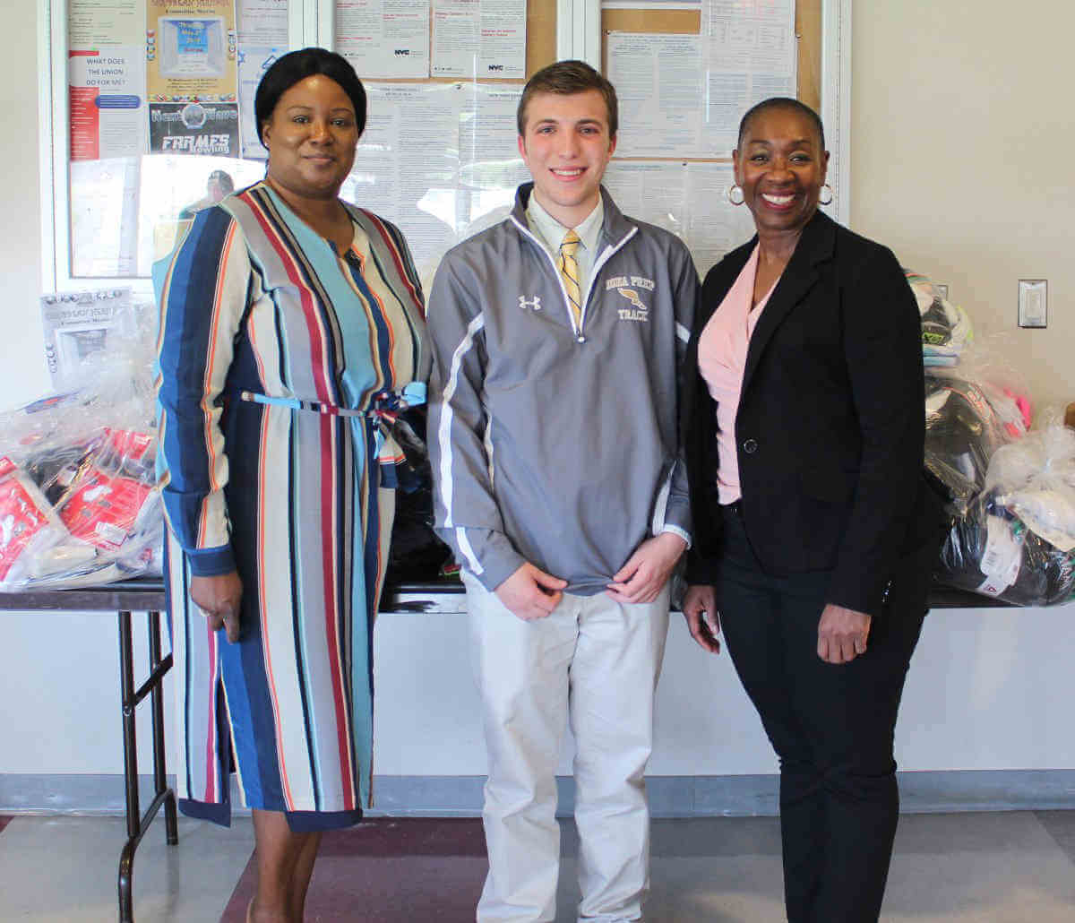 Pelham Bay youth helps Bronx homeless with sock drive|Pelham Bay youth helps Bronx homeless with sock drive