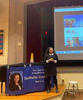 Fernandez Hosts ThriveNYC Community Forum