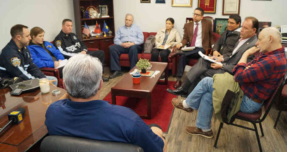 City Islanders, NYPD discuss summertime tourist traffic