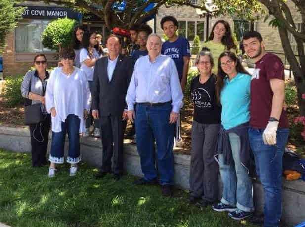 Gjonaj Hosts Pilot Cove Manor Cleanup Day
