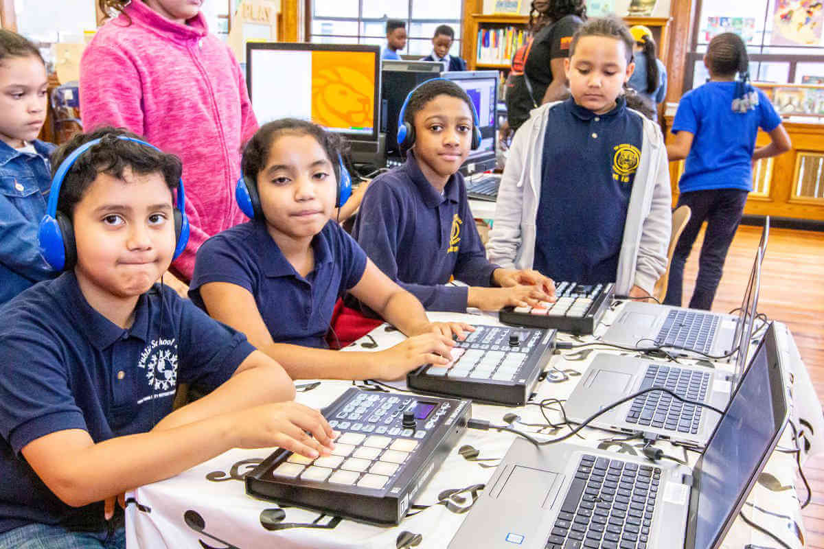 Tremont Library Opens Recording Studio Bronx Times