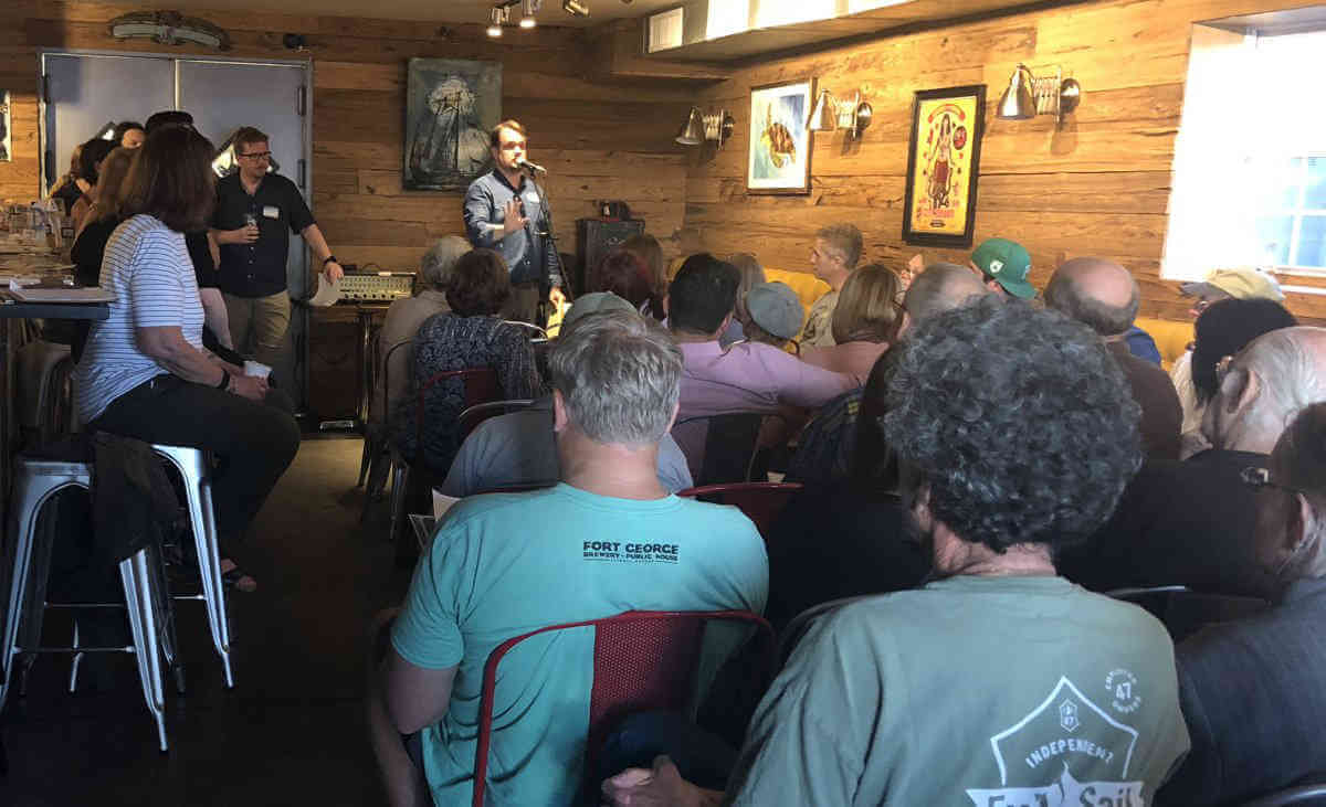 City Island Rising Discusses Issues