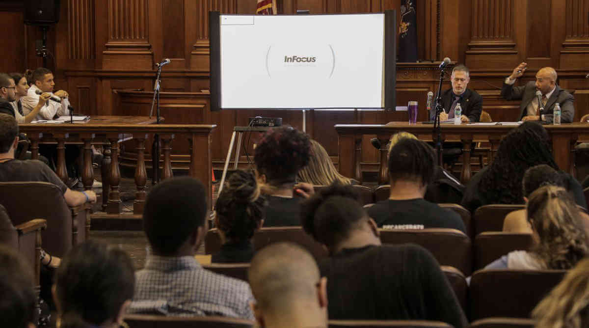 BP Diaz conducts stakeholders hearing on Mott Haven jail plan
