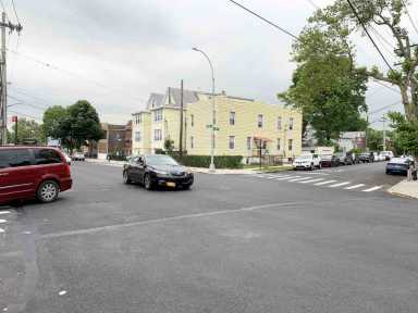 New traffic signal OK’d for Coddington and Crosby aves|New traffic signal OK’d for Coddington and Crosby aves