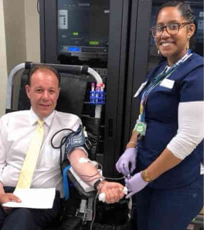 Gjonaj Donates To Council Blood Drive
