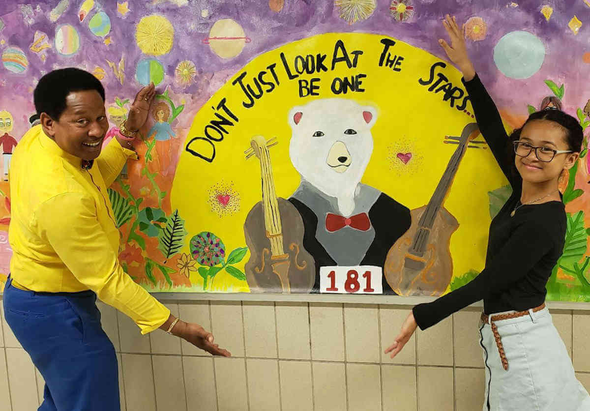 M.S. 181 Art Club Unveils School Mural|M.S. 181 Art Club Unveils School Mural|M.S. 181 Art Club Unveils School Mural