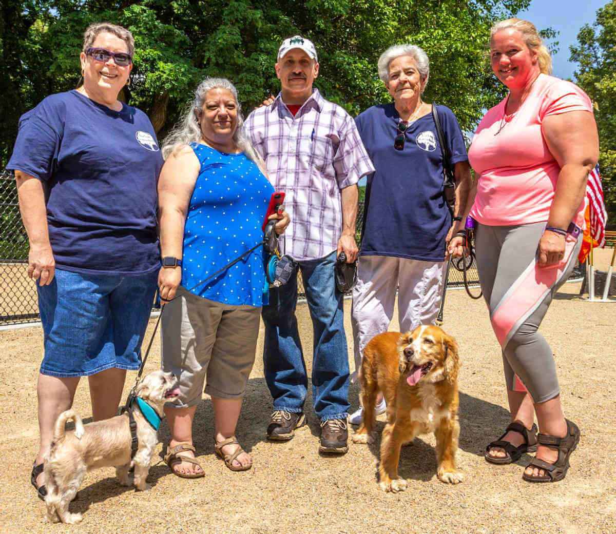 New Pelham Parkway dog run opens at Bronx Park East|New Pelham Parkway dog run opens at Bronx Park East