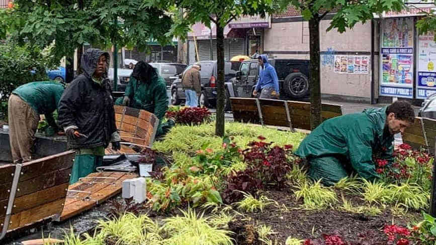 Summer Plantings At Roberto Clemente Plaza