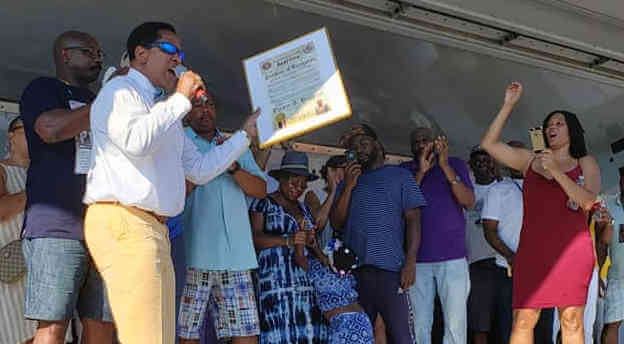 King Honors Olympian/NBA Great