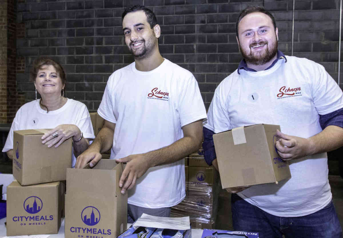 We proudly teamed-up with fellow staffers to do ‘some good’!|We proudly teamed-up with fellow staffers to do ‘some good’!