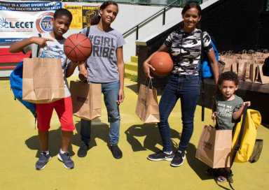 Union Members Host Back to School Drive|Union Members Host Back to School Drive|Union Members Host Back to School Drive|Union Members Host Back to School Drive