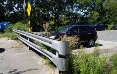 Residents Oppose Balcom Ave Barrier Removal|Residents Oppose Balcom Ave Barrier Removal